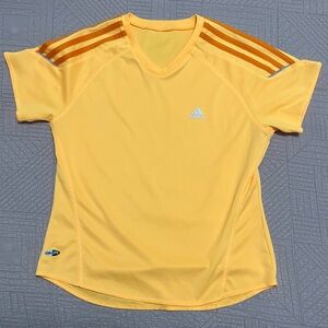 🏃🏽‍♀️Adidas Running Top - Women’s Medium 💛